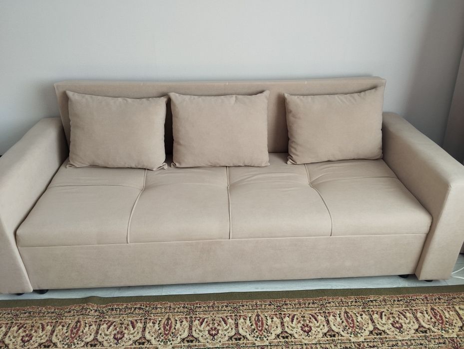 Диван почти новый не подходит ПО размеру нам