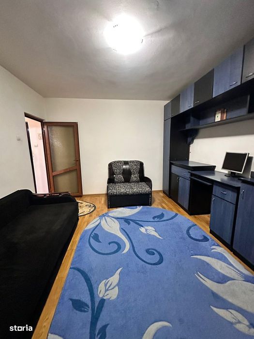 De vanzare garsoniera,mobilata și utilata ,etajul 1 zona Primariei