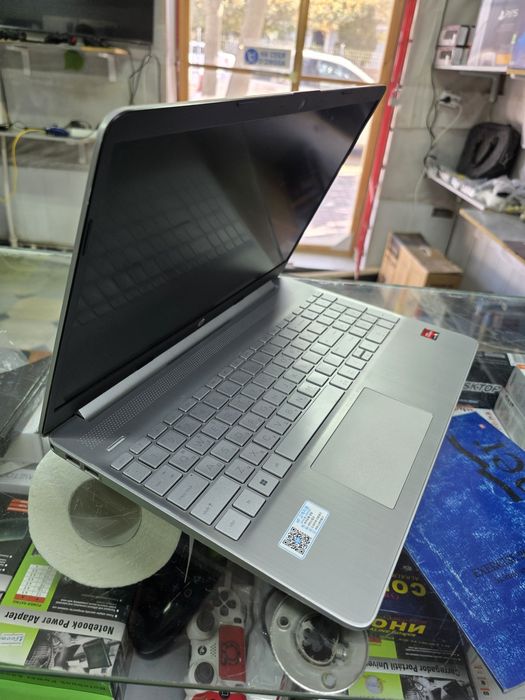Продается ноутбук HP