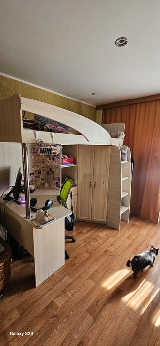 Продам  кровать- чердак