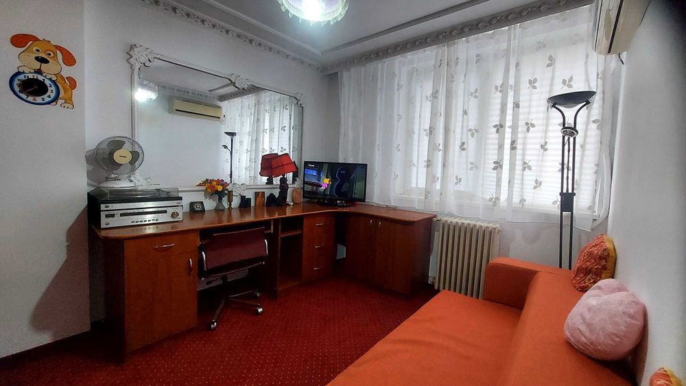 Inchiriez apartament 3 camere  - zona Sebastian