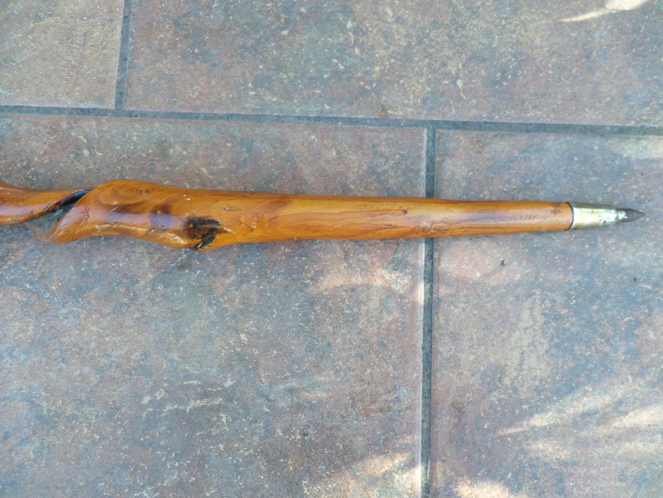 Baston toiag ciumag de vrajitor deoosebit frumos rasucit usor rezisten