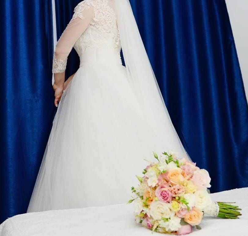 Vand rochie de mireasa