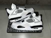 Air Jordan 4 Military Black[Momentan doar la comanda]