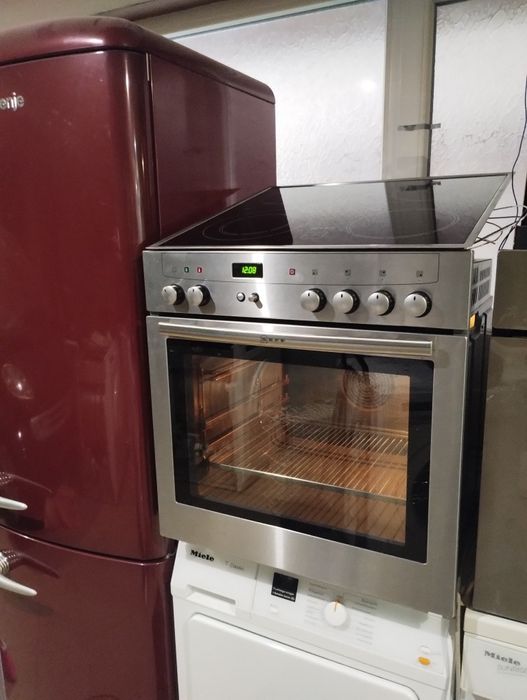 Фурна с плот NEFF