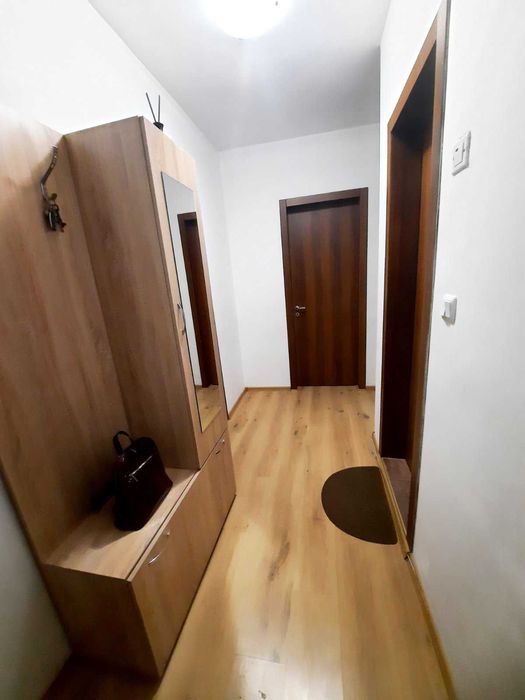 Давам под наем тристаен в кв Аспарухово за 800лв