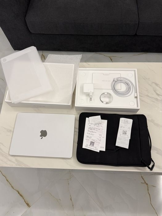 MacBook Air 13 (13.6) M3 Silver 16GB RAM 512 SSD Техномаркет Гаранция