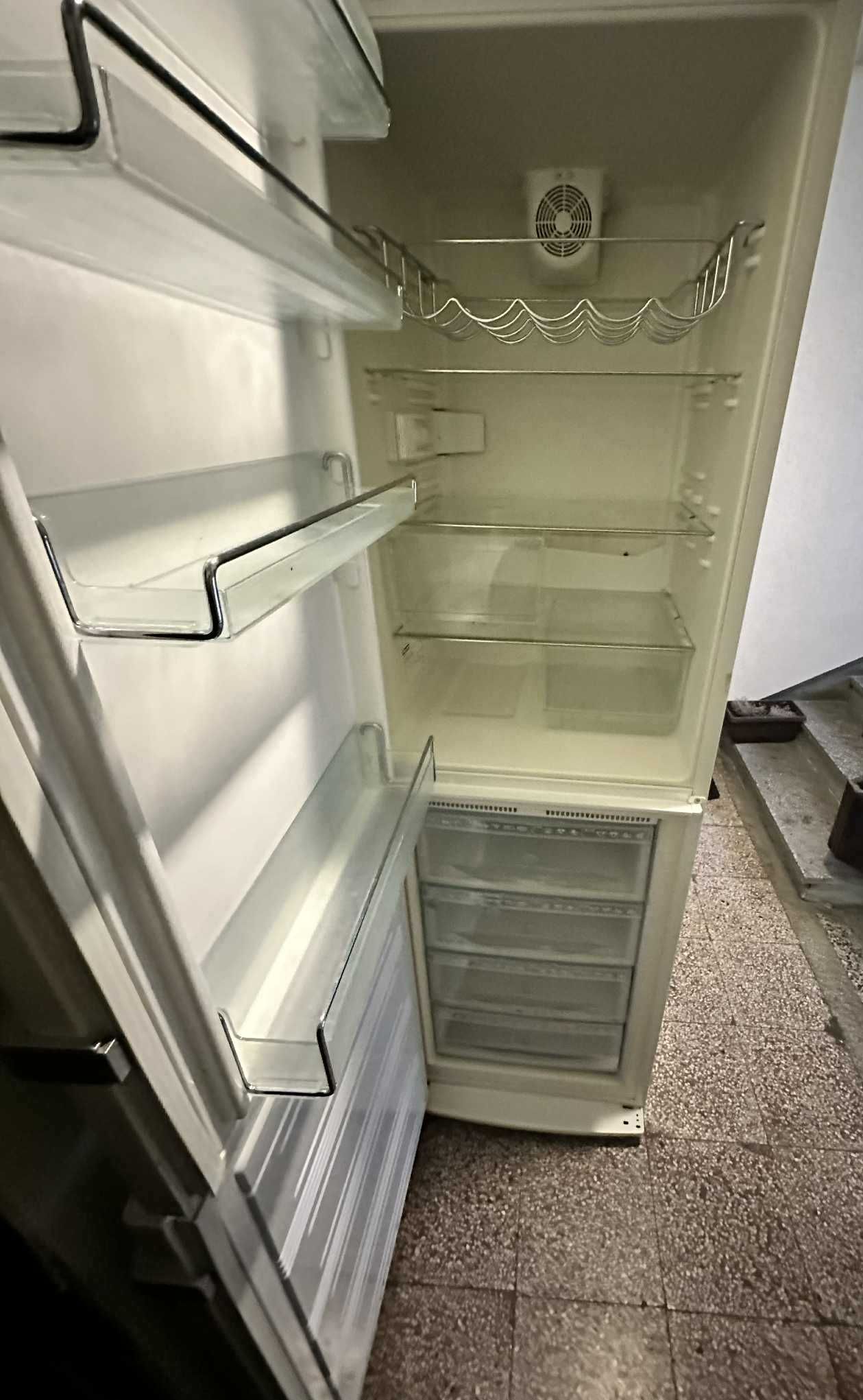 Продава се хладилниk Miele KFN 8852 SD