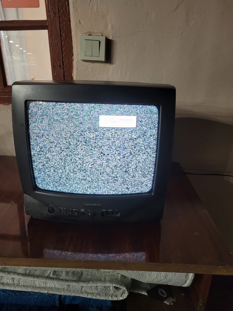 Цветной телевизор в рабочем состоянии