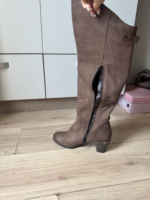 ботуши от естествен велур