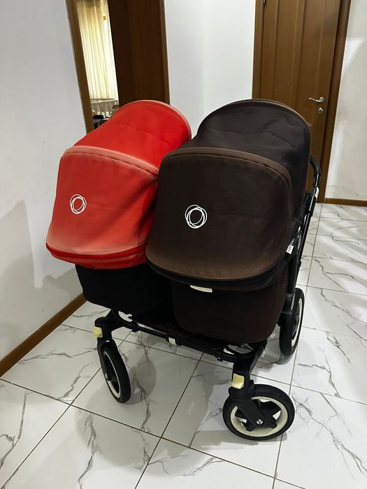 Коляска для двойни Bugaboo