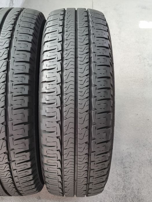 215/70/15 C Michelin 2Броя: 220лв 8.3мм