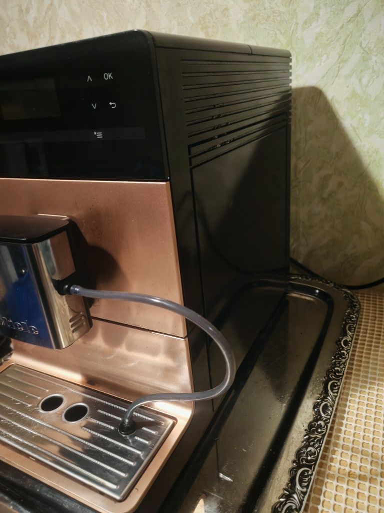 Miele CM5500      .