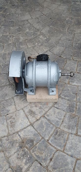Polizor de banc PD300 industrial 380v