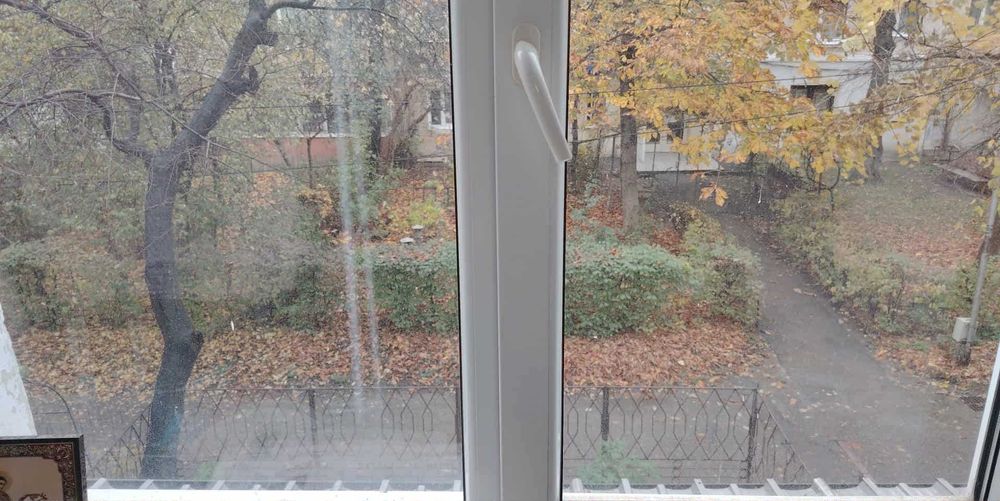 Vînd apartament 2 camere (strada Milcov nr.112)