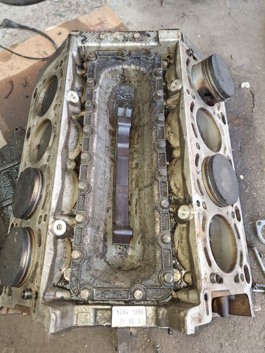 М 62 б 3.5.блок.и галовка.м 60 б 3.0 сборе