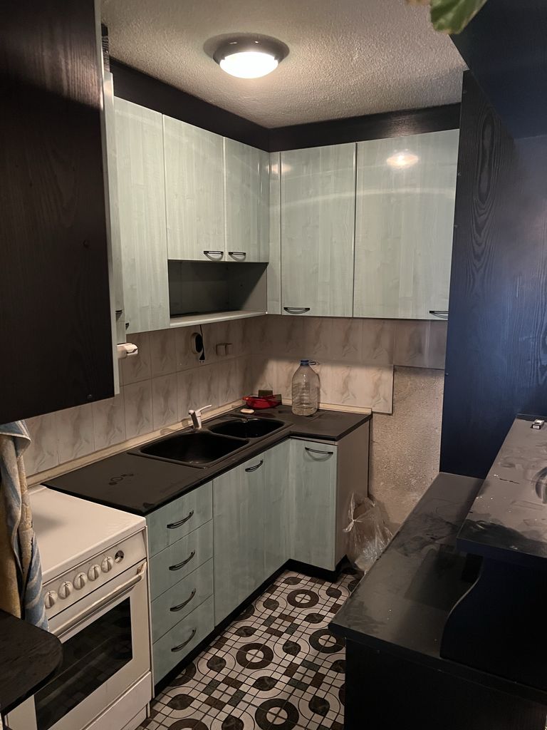 Продава се Двустаен апартамент в Стара Загора, Център - 65 кв.м за 1385 €/кв.м - Снимка #4