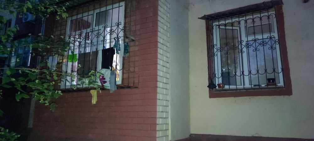 Чилонзор-12кв 1/1/4/Срочно Сотилади Ориентир Шох мет Сентир Йул йузида