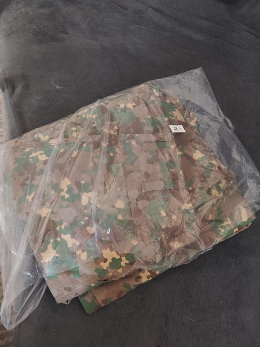 Tinută militară 48/1