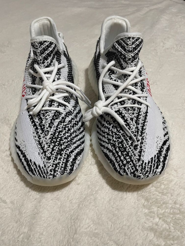 Yeezy 350 V2 Zebra