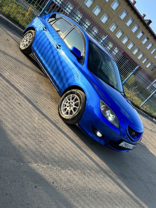 Продам Mazda Axela, 2004года