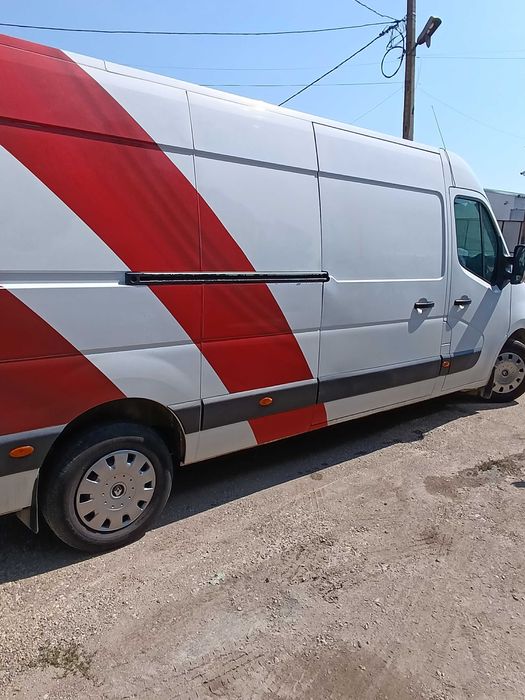 Vând Renault Master