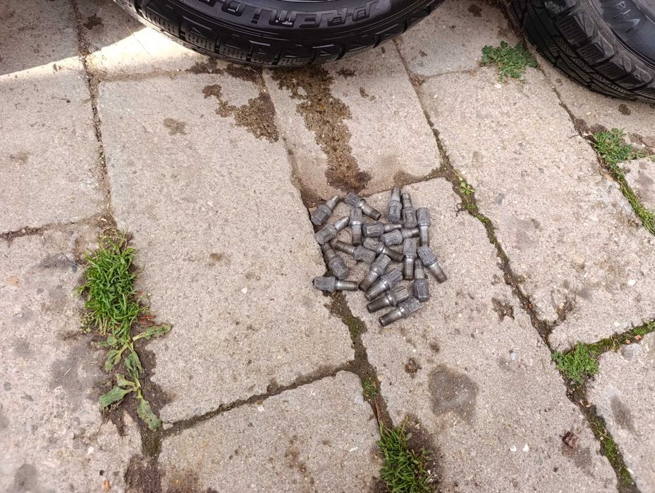 Зимни гуми с джанти