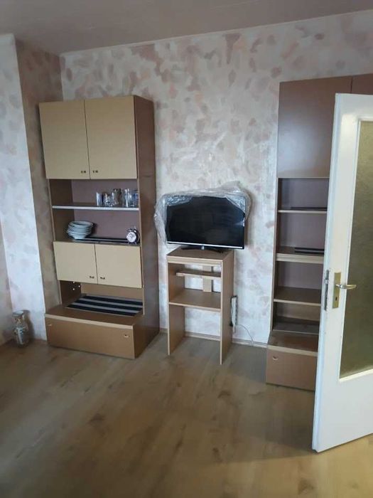 Дава се под наем Тристаен апартамент в Пловдив, Индустриална зона - Тракия - 64 кв.м за 418.71 € - Снимка #3