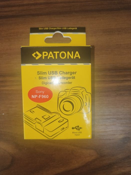 Vând încărcător pentru baterii