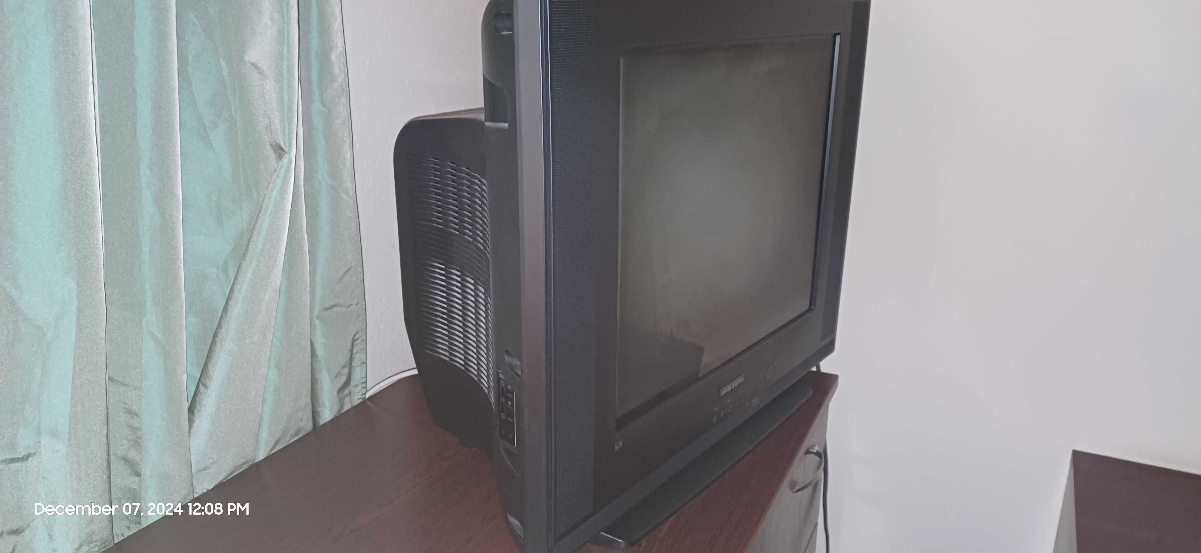 Продавам Телевизор