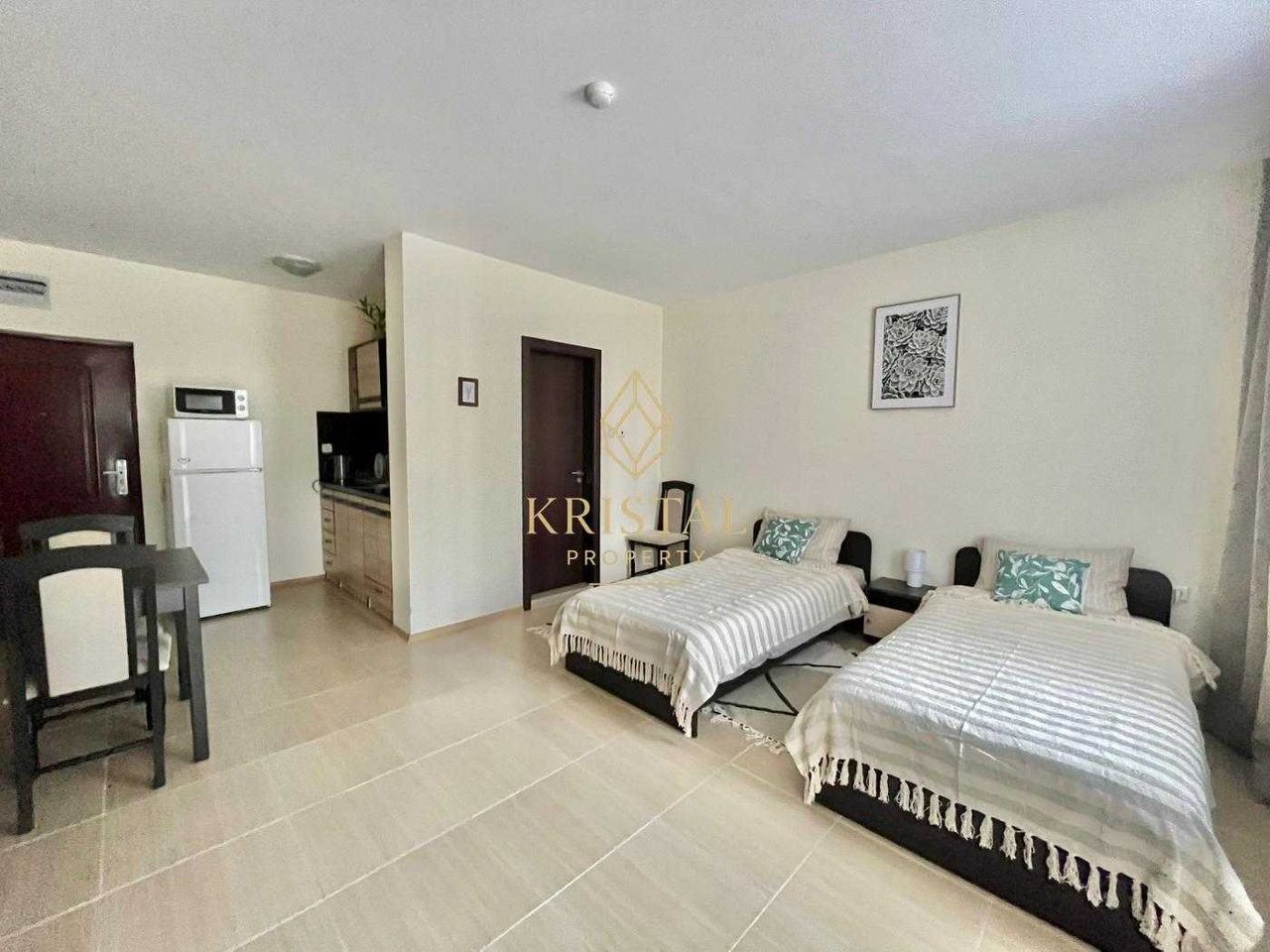 Продава се Едностаен апартамент в с. Равда, Област Бургас - 40 кв.м за 1530 €/кв.м - Снимка #1