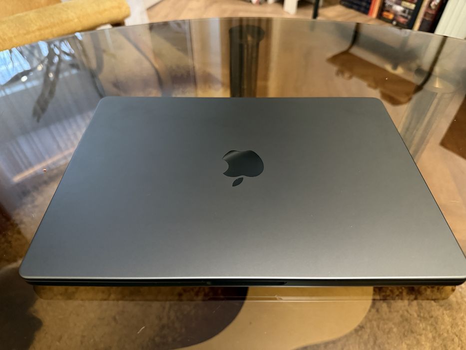 MacBook Pro 2024