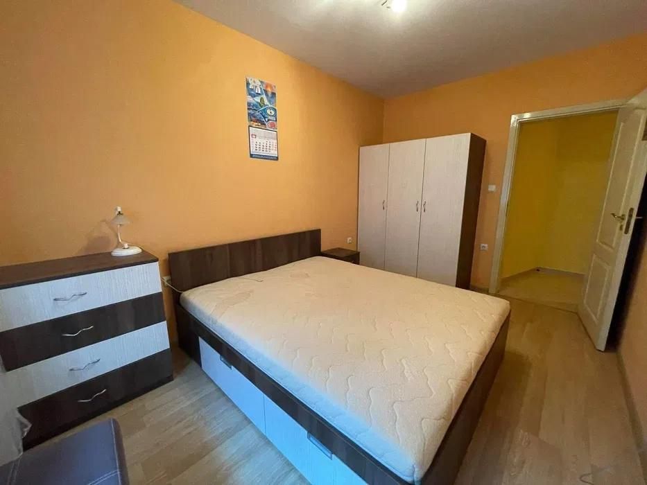 Дава се под наем Двустаен апартамент в Варна, Левски - 65 кв.м за 400 € - Снимка #3