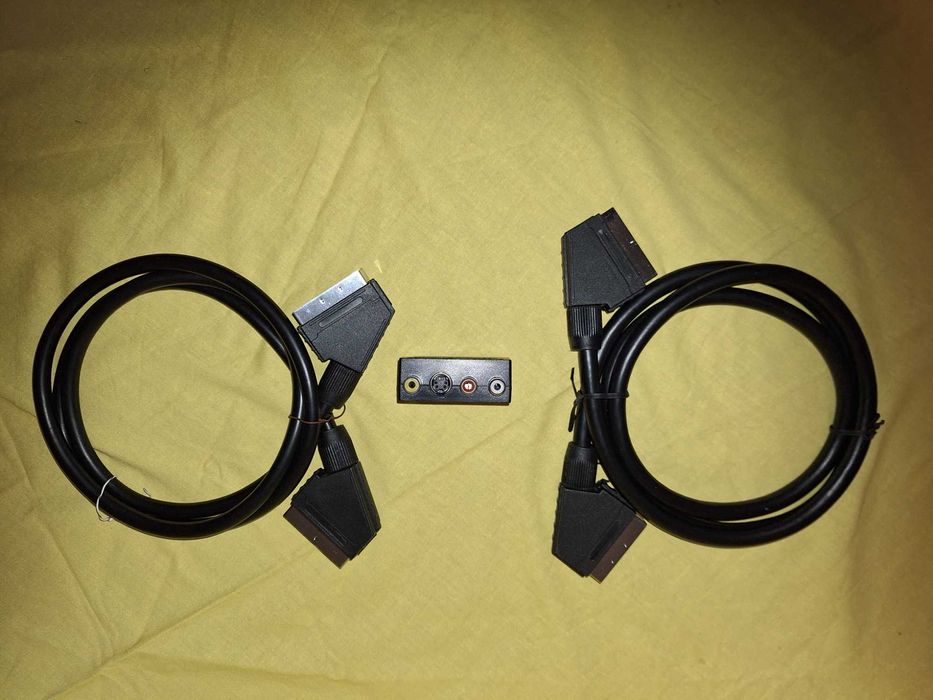 Set  cabluri euroscart si mufa adaptor euroscart RCA si Svideo