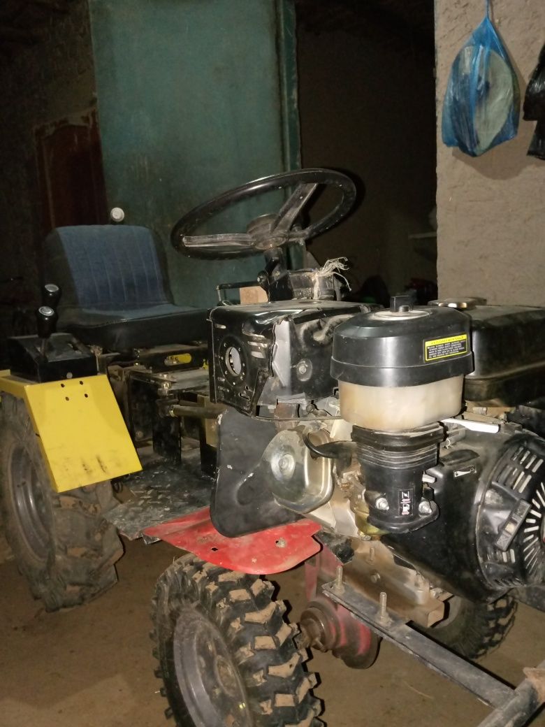 Mini traktor benzin matori hamda saryalka mator