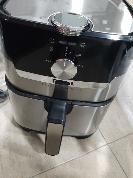 Чисто Нов Air Fryer Tefal Classic+ - Уред за здравословно готвене