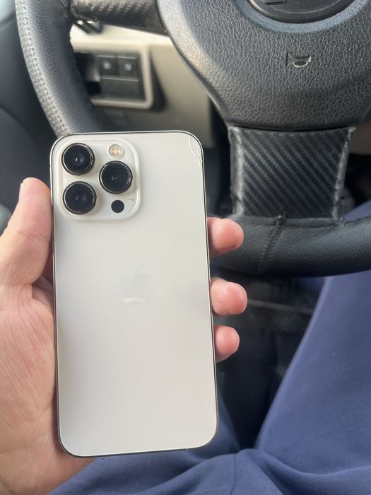 Iphone 13 pro Gold