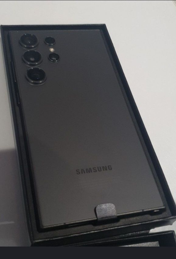 Samsung S24 ultra sotiladi kor.dok
