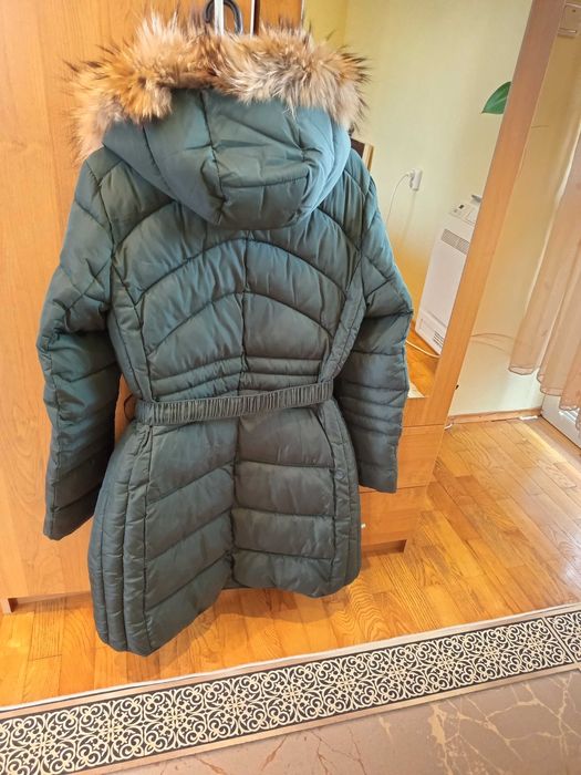 Дамско зимно яке с естествен пух