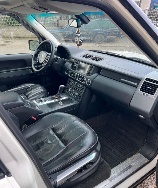 Dezmembrez Land Rover Range Rover Vogue 3 [facelift] [2005 - 2009] SU