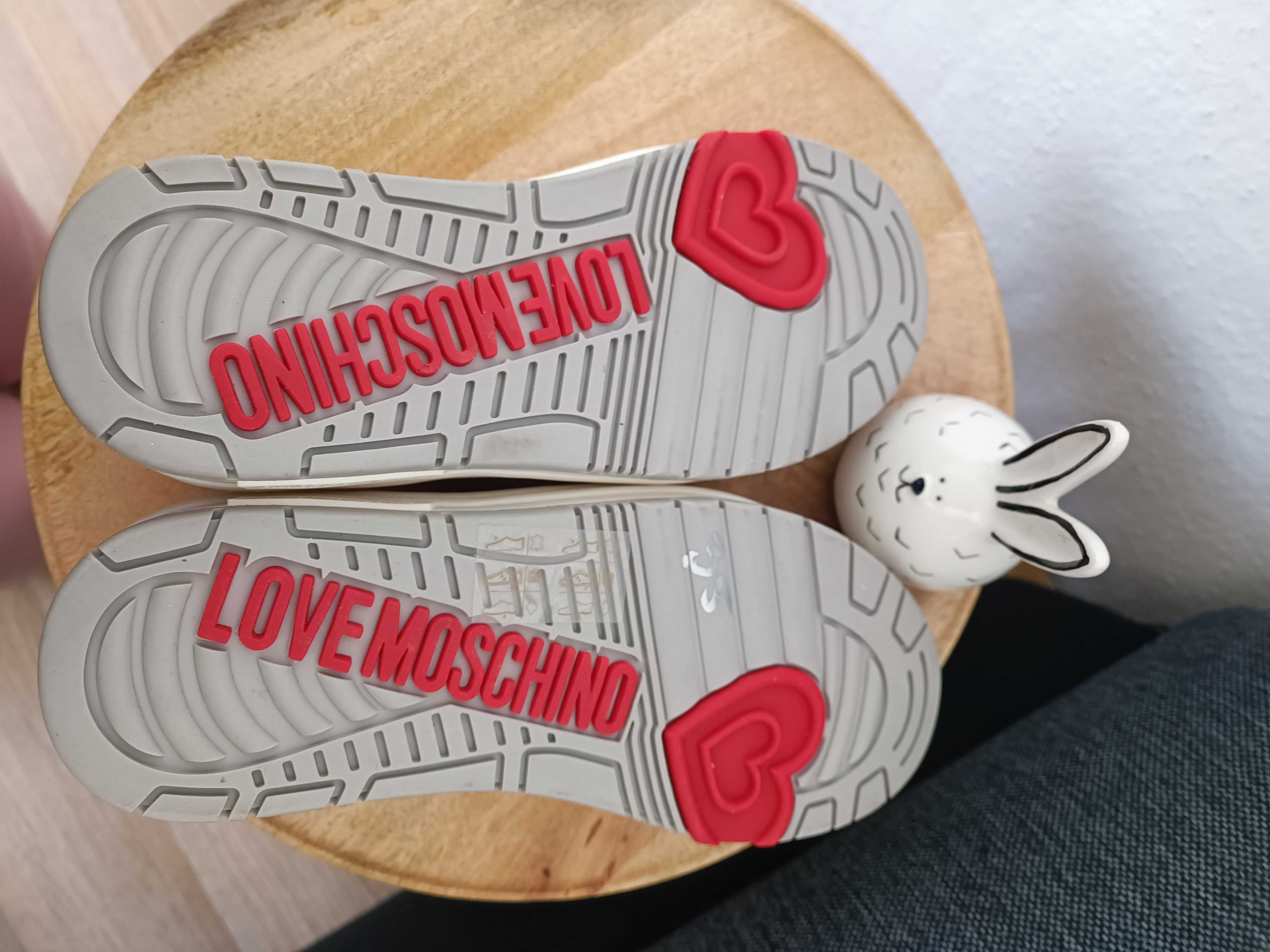 Кожени обувки Love moschino