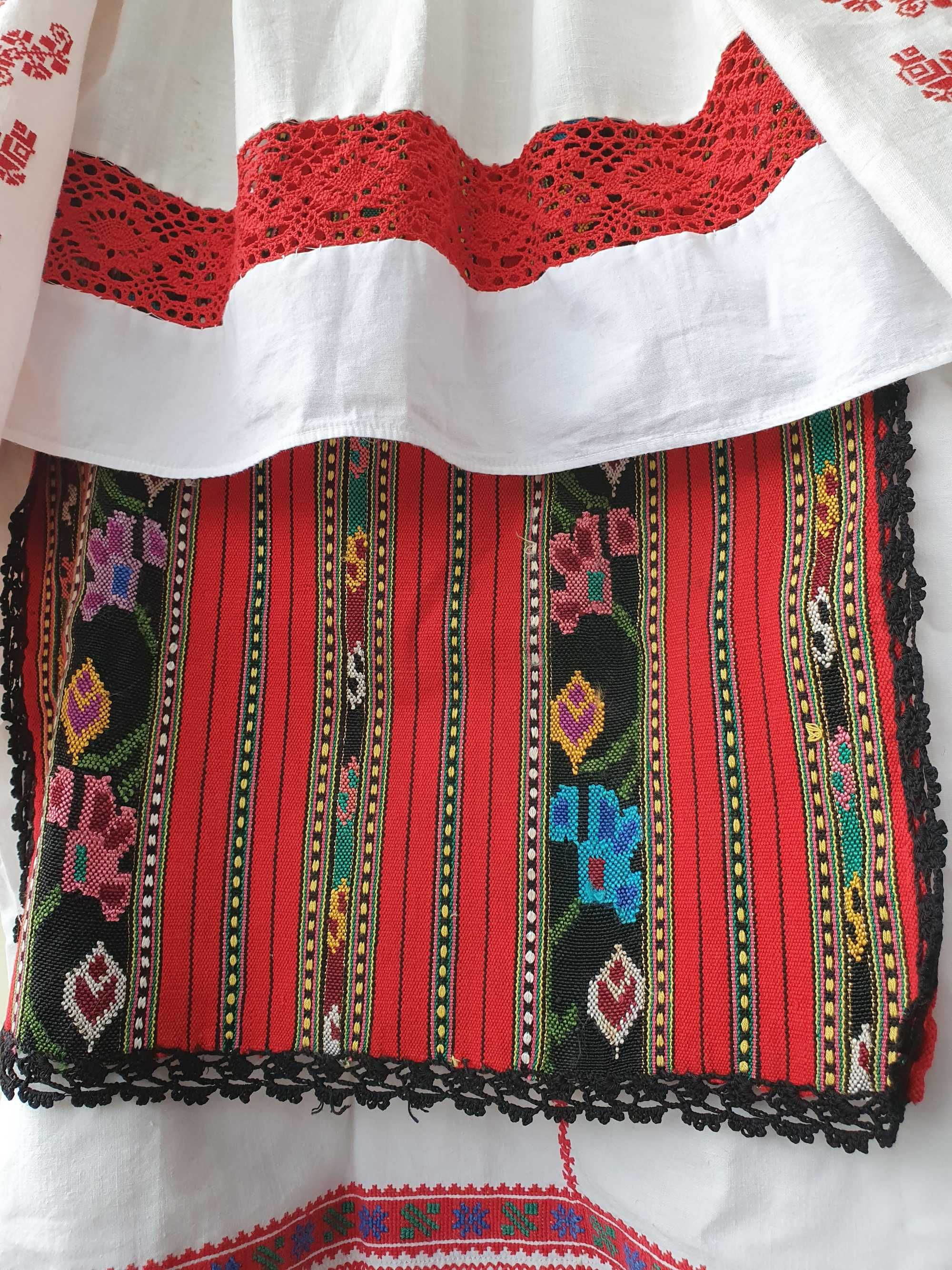 Costum traditional de Gorj complet (ie Gorj/oprege/poale/marama)