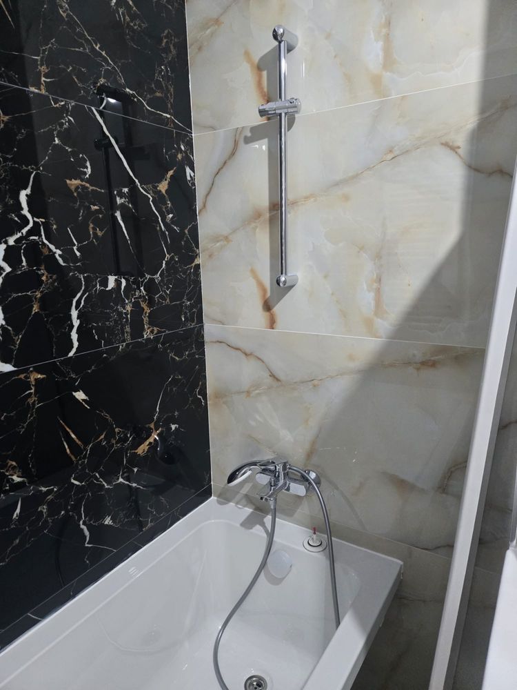 Baterie dus Grohe, para dus, furtun si suport perete