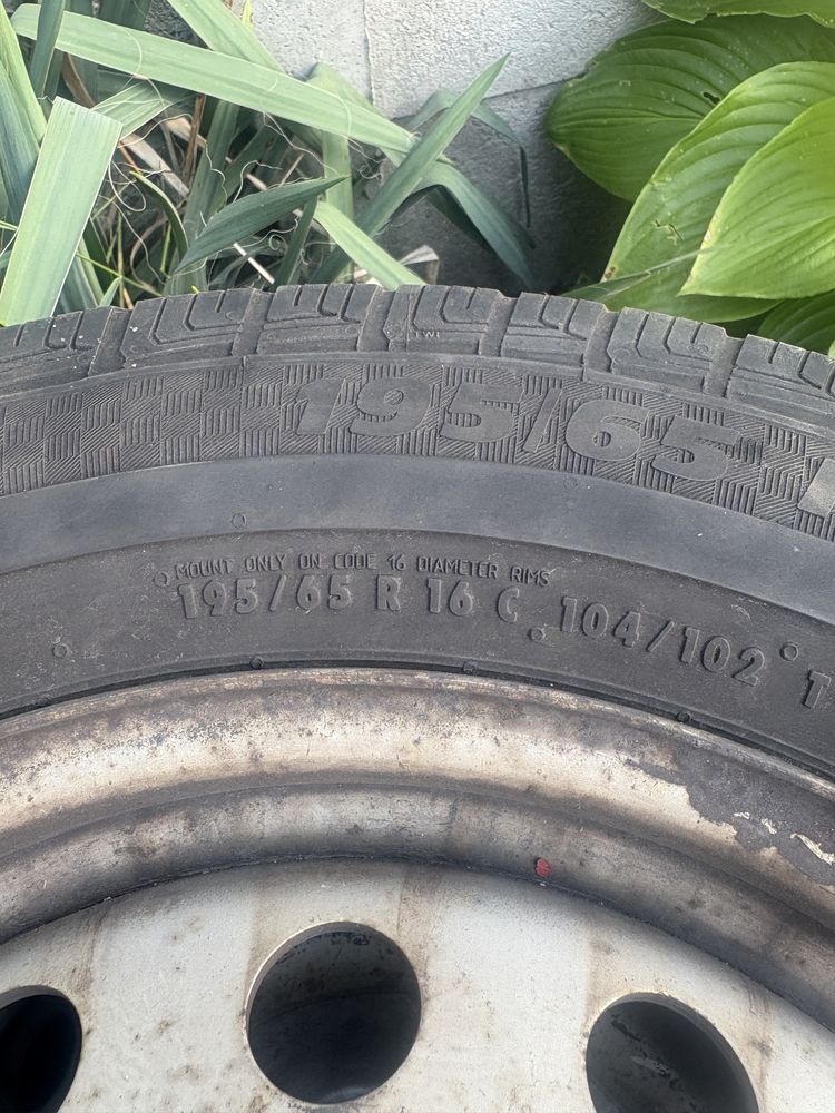 Cauciucuri cu jante 195/65/16 C