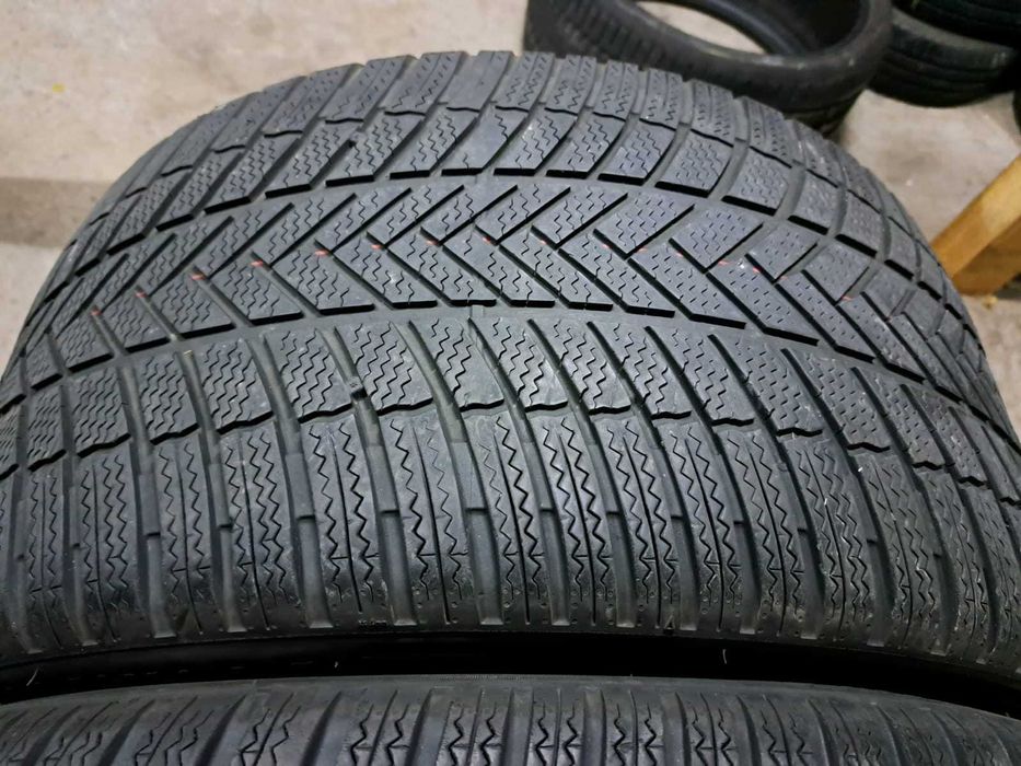 2 amvelope 315/35 R21 Bridgestone