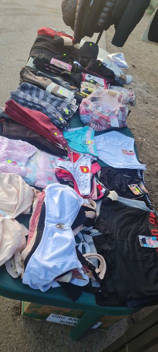 Haine noi de vânzare, la bucata sau tot lotul,discutabil.