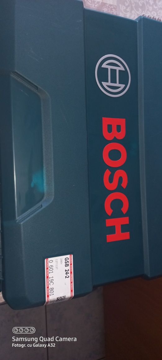 Rotopercutor Bosch, 880 wați  model nou fabricat în Germania.