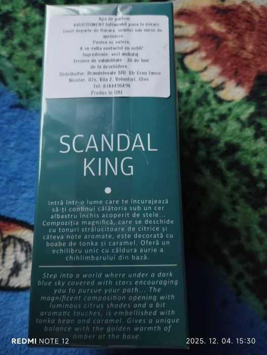 Parfüm de barbati scandal vând sau scimb pe Valentino