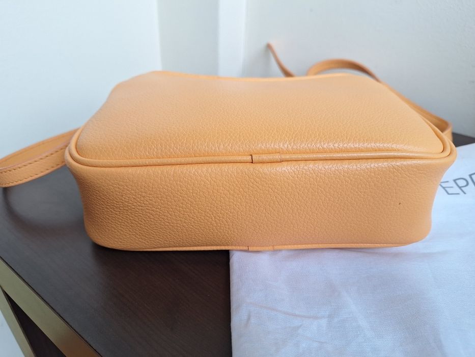 Patrizia Pepe малка кросбоди чанта