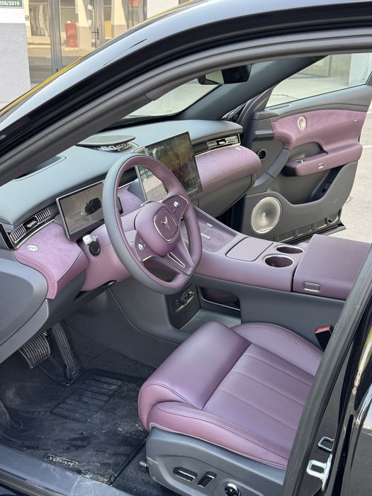 Voyah free plus Hybrid Full 2025-yil 2026Model Eng fulli AWD